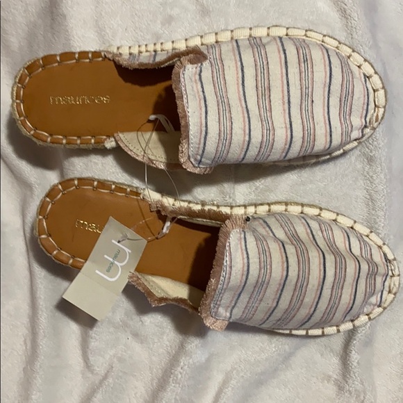 Maurices Boho Striped Slip On Slides Fringe Size 7 - Picture 11 of 11